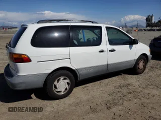 2000 Toyota Sienna LE with VIN 4T3ZF13C2YU254124, listed as a Copart auction lot 52034205 with 178,072 mi miles and Clean Title. Bid and sale history available at carsss.com. Image 3.
