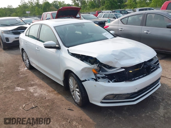2015 Volkswagen Jetta SE with VIN 3VWD17AJ7FM302290, listed as a IAAI auction lot 42371920 with 127,631 mi miles and . Bid and sale history available at DreamBid. Image 1.