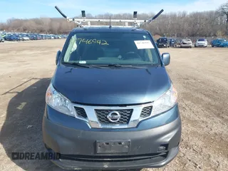 2019 Nissan NV200 S z VIN 3N6CM0KN2KK700069, wystawiony jako IAAI lot #41746942 z przebiegiem 89 931 mil mil oraz . Historia ofert i sprzedaży dostępna na DreamBid. Obrazek 12.