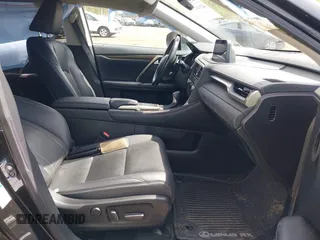 2020 Lexus RX 350 z VIN 2T2HZMDA1LC252476, wystawiony jako IAAI lot #42146480 z przebiegiem 32 610 mil mil oraz . Historia ofert i sprzedaży dostępna na DreamBid. Obrazek 5.