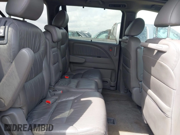 2008 Honda Odyssey EX-L with VIN 5FNRL38668B102716, listed as a IAAI auction lot 41908212 with 221,253 mi miles. Bid and sale history available at carsss.com. Image 8.