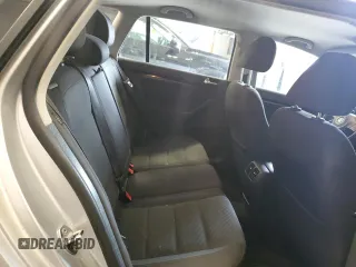 2011 Volkswagen Jetta z VIN 3VWPX8AJ2BM633290, wystawiony jako Copart lot #57426085 z przebiegiem 112 588 mil mil oraz Nie do naprawy • Non repairable. Historia ofert i sprzedaży dostępna na DreamBid. Obrazek 10.