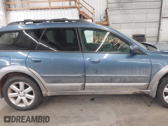 2009 Subaru Outback Limited with VIN 4S4BP66C497335948, listed as a IAAI auction lot 42002077 with 216,283 mi miles and . Bid and sale history available at DreamBid. Image 14.