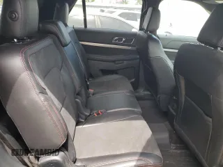 2018 Ford Explorer XLT z VIN 1FM5K8DH8JGB55978, wystawiony jako Copart lot #55089785 z przebiegiem 39 247 mil mil oraz Szkoda całkowita • Salvage title. Historia ofert i sprzedaży dostępna na DreamBid. Obrazek 11.