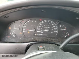 2000 Mercury Mountaineer with VIN 4M2ZU86P9YUJ19811, listed as a Copart auction lot 82211724 with 251,761 mi miles and Salvage Title. Bid and sale history available at carsss.com. Image 9.