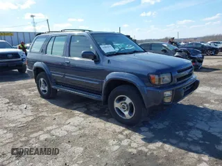 1998 Infiniti QX4 with VIN JNRAR05Y0WW027570, listed as a IAAI auction lot 41882870 with 147,639 mi miles and . Bid and sale history available at DreamBid. Image 1.