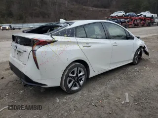 2018 Toyota Prius Two z VIN JTDKARFUXJ3553680, wystawiony jako Copart lot #88928815 z przebiegiem Nie podano mil oraz Szkoda całkowita • Salvage title. Historia ofert i sprzedaży dostępna na DreamBid. Obrazek 3.