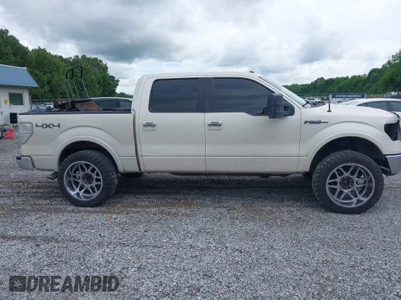2009 Ford F-150 XL с VIN 1FTPW14VX9KB41670, выставлен на аукционе IAAI как лот 42246163 с пробегом 214 499 миль миль и . История ставок и продаж доступна на DreamBid. Изображение 14.