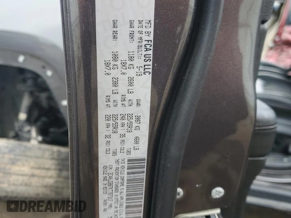 2019 Jeep Compass Latitude z VIN 3C4NJDBB7KT787317, wystawiony jako Copart lot #87840945 z przebiegiem 33 583 mil mil oraz Szkoda całkowita • Salvage title. Historia ofert i sprzedaży dostępna na DreamBid. Obrazek 13.