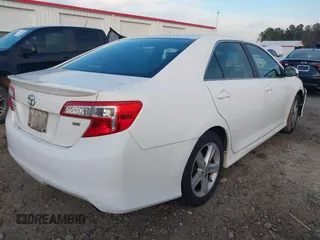 2013 Toyota Camry L with VIN 4T1BF1FK7DU702297, listed as a IAAI auction lot 41198744 with 178,973 mi miles. Bid and sale history available at carsss.com. Image 4.