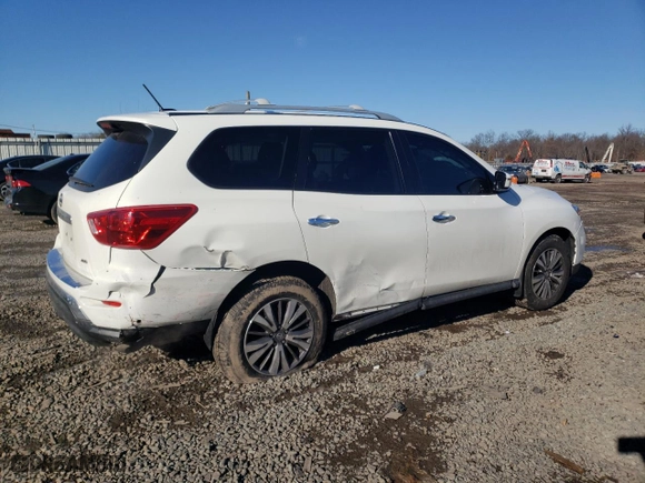 2017 Nissan Pathfinder S with VIN 5N1DR2MM8HC678808, listed as a Copart auction lot 45260615 with 114280 miles and Salvage Title. Bid and sale history available at carsss.com. Image 3.