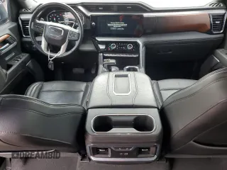 2022 GMC Sierra 1500 with VIN 3GTUUGET7NG527571, listed as a Copart auction lot 84664684 with 43,336 mi miles and Salvage Title. Bid and sale history available at DreamBid. Image 8.
