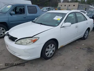 2003 Toyota Camry LE z VIN 4T1BE32K33U219697, wystawiony jako IAAI lot #42003327 z przebiegiem 217 500 mil mil oraz . Historia ofert i sprzedaży dostępna na DreamBid. Obrazek 2.