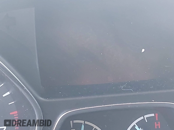 2019 Ford Escape SE z VIN 1FMCU0GD4KUA91551, wystawiony jako IAAI lot #41590151 z przebiegiem Nie podano mil oraz . Historia ofert i sprzedaży dostępna na DreamBid. Obrazek 16.
