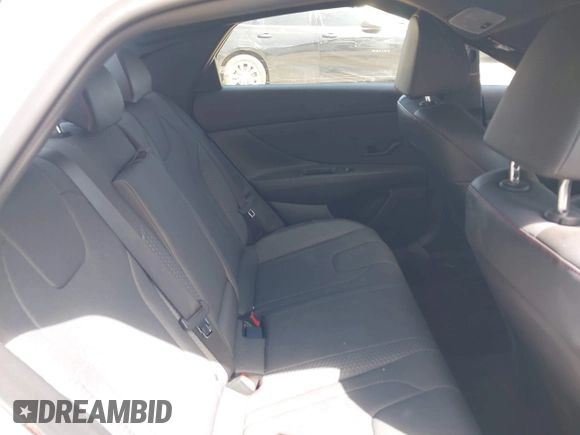 2025 Hyundai Elantra N Line z VIN KMHLR4DF5SU864350, wystawiony jako IAAI lot #42072593 z przebiegiem 7 092 mil mil oraz . Historia ofert i sprzedaży dostępna na DreamBid. Obrazek 8.