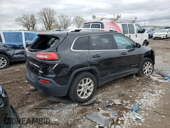 2016 Jeep Cherokee Latitude with VIN 1C4PJMCB2GW199589, listed as a Copart auction lot 46956455 with 105,080 mi miles and Salvage Title. Bid and sale history available at DreamBid. Image 3.