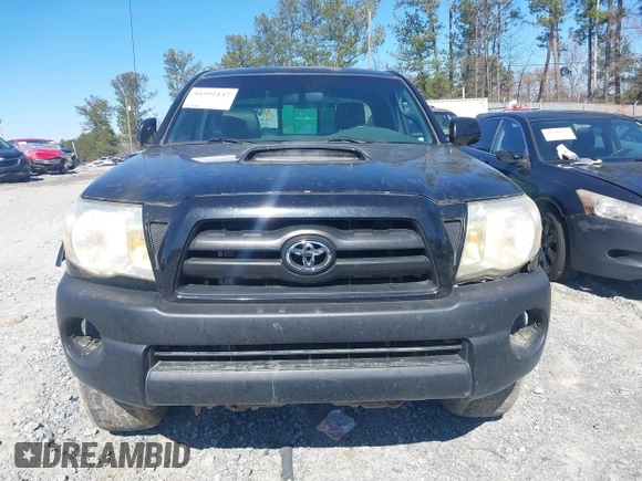 2007 Toyota Tacoma PreRunner z VIN 5TETU62N47Z425048, wystawiony jako IAAI lot #41592137 z przebiegiem 246 023 mil mil oraz . Historia ofert i sprzedaży dostępna na DreamBid. Obrazek 12.