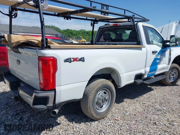 2023 Ford F-250 XL с VIN 1FTBF2BA8PEC60782, выставлен на аукционе IAAI как лот 42259327 с пробегом 22 665 миль миль и . История ставок и продаж доступна на DreamBid. Изображение 4.