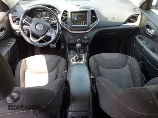 2016 Jeep Cherokee Latitude with VIN 1C4PJMCB2GW375170, listed as a Copart auction lot 66124075 with 104,929 mi miles and Clean title. Bid and sale history available at DreamBid. Image 8.
