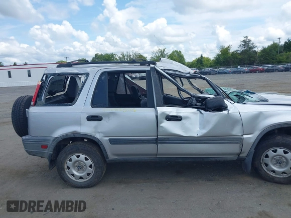 2001 Honda CR-V LX with VIN JHLRD28481C000183, listed as a IAAI auction lot 40053528 with 267,076 mi miles. Bid and sale history available at carsss.com. Image 12.