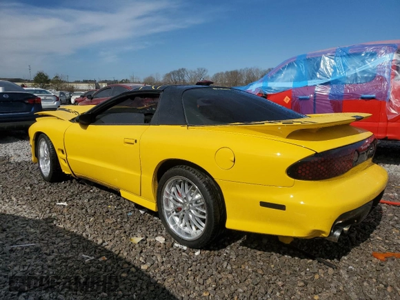 2002 Pontiac Firebird Formula z VIN 2G2FV22G522121744, wystawiony jako Copart lot #46989175 z przebiegiem Nie podano mil oraz Szkoda całkowita • Salvage title. Historia ofert i sprzedaży dostępna na DreamBid. Obrazek 2.