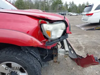 2013 Toyota Tacoma with VIN 5TFUU4EN7DX064437, listed as a IAAI auction lot 41947323 with 170,695 mi miles and . Bid and sale history available at DreamBid. Image 17.