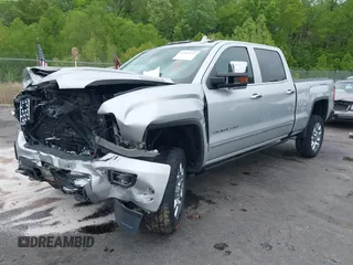 2019 GMC Sierra 2500HD Denali with VIN 1GT12SEY4KF243612, listed as a IAAI auction lot 41962727 with 71,936 mi miles. Bid and sale history available at carsss.com. Image 22.