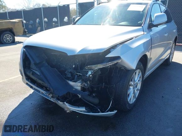 2011 Audi Q5 Premium Plus with VIN WA1LFAFP1BA085279, listed as a IAAI auction lot 41838001 with 203,979 mi miles and . Bid and sale history available at DreamBid. Image 6.