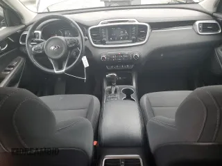 2017 Kia Sorento LX with VIN 5XYPGDA37HG295338, listed as a Copart auction lot 57227355 with 71,655 mi miles and Salvage title. Bid and sale history available at DreamBid. Image 8.
