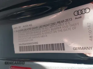 2019 Audi A4 Premium z VIN WAUDNAF40KA024392, wystawiony jako IAAI lot #41045566 z przebiegiem 56 419 mil mil oraz . Historia ofert i sprzedaży dostępna na DreamBid. Obrazek 9.