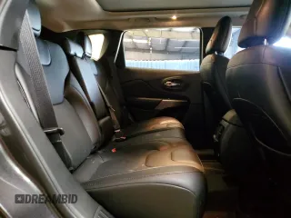 2022 Jeep Cherokee Latitude Lux z VIN 1C4PJMMX0ND502033, wystawiony jako Copart lot #59656985 z przebiegiem 21 055 mil mil oraz Szkoda całkowita • Salvage title. Historia ofert i sprzedaży dostępna na DreamBid. Obrazek 11.
