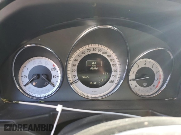 2015 Mercedes-Benz GLK 350 with VIN WDCGG5HB4FG364820, listed as a Copart auction lot 75558544 with 92,996 mi miles and Salvage Title. Bid and sale history available at DreamBid. Image 9.