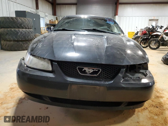 1999 Ford Mustang z VIN 1FAFP4048XF234576, wystawiony jako Copart lot #41871305 z przebiegiem 164 301 mil mil oraz Szkoda całkowita • Salvage title. Historia ofert i sprzedaży dostępna na DreamBid. Obrazek 5.