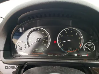 2015 BMW 5 Series 535i with VIN WBA5B1C53FD921981, listed as a Copart auction lot 48983675 with 100,397 mi miles and Salvage Title. Bid and sale history available at carsss.com. Image 9.