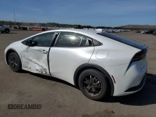 2024 Toyota Prius LE with VIN JTDADABU9R3015977, listed as a Copart auction lot 49179915 with 7,917 mi miles and Salvage Title. Bid and sale history available at carsss.com. Image 2.