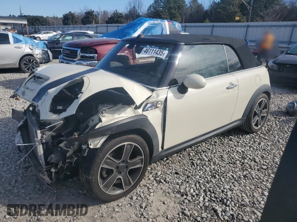 2011 MINI Convertible S z VIN WMWZP3C51BTX84327, wystawiony jako Copart lot #46111435 z przebiegiem Nie podano mil oraz Szkoda całkowita • Salvage title. Historia ofert i sprzedaży dostępna na DreamBid. Obrazek 1.