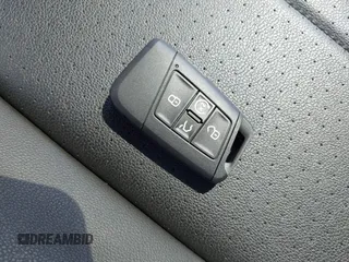 2024 Volkswagen Tiguan SE R-Line Black с VIN 3VVCB7AX2RM010794, выставлен на аукционе IAAI как лот 41894596 с пробегом 25 136 миль миль и . История ставок и продаж доступна на DreamBid. Изображение 11.