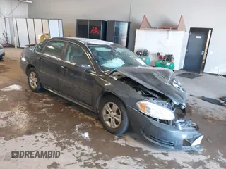 2014 Chevrolet Impala LS z VIN 2G1WA5E30E1154882, wystawiony jako IAAI lot #41308741 z przebiegiem 58 068 mil mil oraz . Historia ofert i sprzedaży dostępna na DreamBid. Obrazek 1.