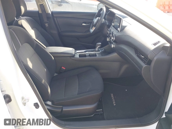 2024 Nissan Sentra SV with VIN 3N1AB8CV0RY292369, listed as a IAAI auction lot 42014066 with 39,517 mi miles and . Bid and sale history available at DreamBid. Image 5.