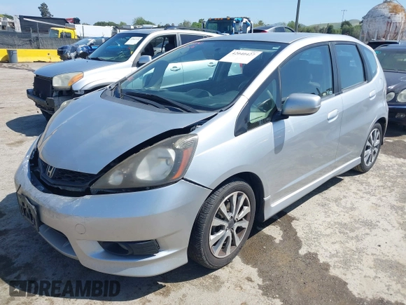2013 Honda Fit Sport with VIN JHMGE8H51DC005760, listed as a IAAI auction lot 42040427 with 184,375 mi miles. Bid and sale history available at carsss.com. Image 18.