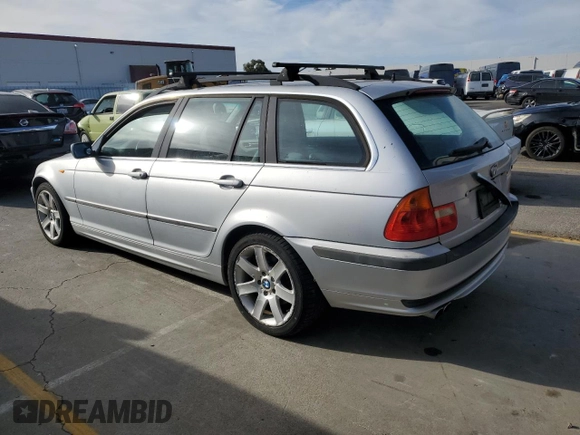 2003 BMW 3 Series 325xi with VIN WBAEP33403PF02178, listed as a Copart auction lot 74569114 with 201,557 mi miles and Clean Title. Bid and sale history available at carsss.com. Image 2.