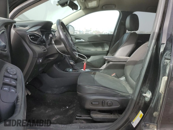 2020 Buick Encore GX Select with VIN KL4MMDSL5LB123123, listed as a Copart auction lot 49257605 with 140,895 mi miles and Salvage title. Bid and sale history available at DreamBid. Image 7.