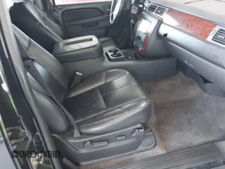 2010 Chevrolet Tahoe LT with VIN 1GNMCBE37AR244756, listed as a IAAI auction lot 42134659 with 205,955 mi miles and . Bid and sale history available at DreamBid. Image 5.