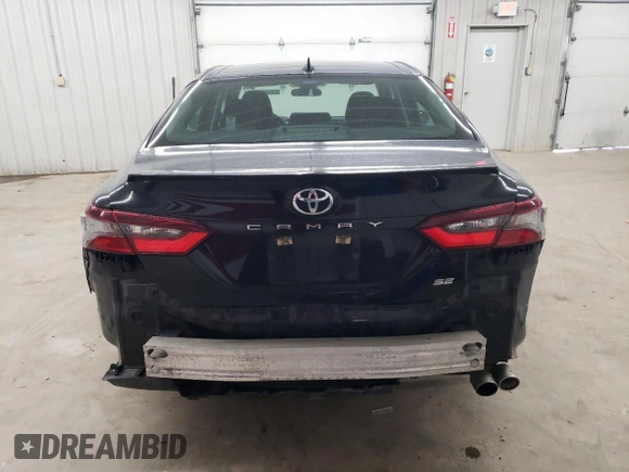 2022 Toyota Camry SE with VIN 4T1G11AK1NU654020, listed as a Copart auction lot 49228125 with 131,818 mi miles and Clean Title. Bid and sale history available at DreamBid. Image 6.