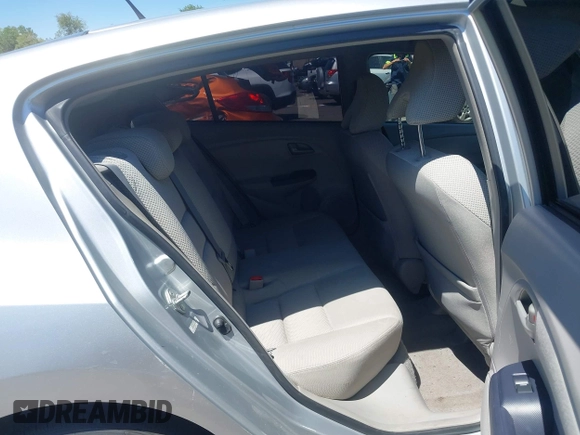 2010 Honda Insight EX with VIN JHMZE2H74AS041533, listed as a IAAI auction lot 42675766 with 203,357 mi miles and . Bid and sale history available at DreamBid. Image 8.