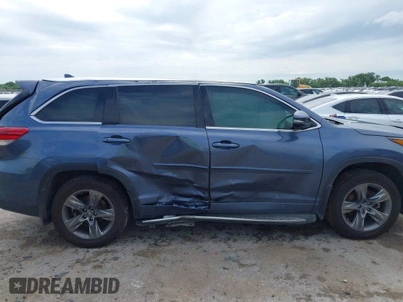 2019 Toyota Highlander Limited z VIN 5TDDZRFH5KS714411, wystawiony jako IAAI lot #42366943 z przebiegiem Nie podano mil oraz . Historia ofert i sprzedaży dostępna na DreamBid. Obrazek 12.