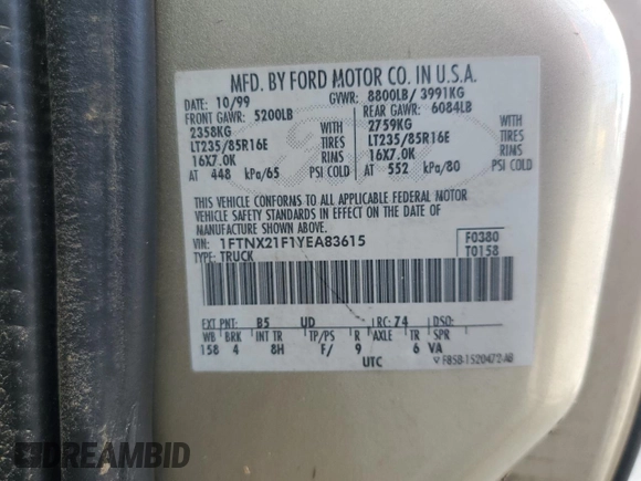 2000 Ford F-250 XL with VIN 1FTNX21F1YEA83615, listed as a Copart auction lot 49978775 with 198,382 mi miles and Salvage title. Bid and sale history available at DreamBid. Image 12.