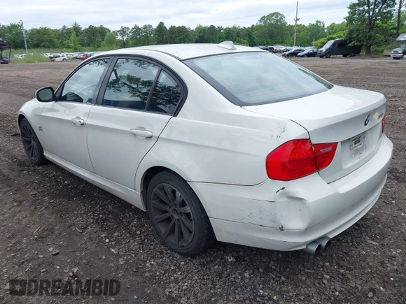 2011 BMW 3 Series 328i xDrive with VIN WBAPK5G51BNN26311, listed as a IAAI auction lot 42437699 with 168,247 mi miles and . Bid and sale history available at DreamBid. Image 3.