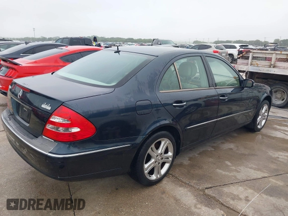 2006 Mercedes-Benz E 350 z VIN WDBUF56J66A893306, wystawiony jako IAAI lot #42165424 z przebiegiem Nie podano mil oraz . Historia ofert i sprzedaży dostępna na DreamBid. Obrazek 4.