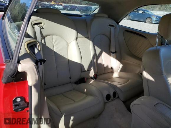 2009 Mercedes-Benz CLK 350 with VIN WDBTK56F09T106832, listed as a Copart auction lot 80189174 with 152,662 mi miles and Salvage Title. Bid and sale history available at DreamBid. Image 10.
